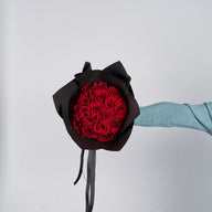 Midnight romance - Red roses Bouquet
